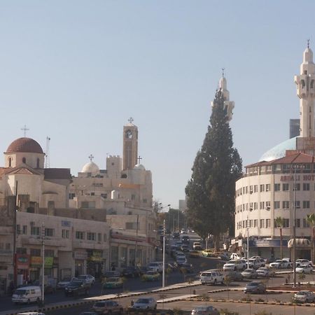 Erasmus Student House By Sunrise Hostel Amman Exterior photo